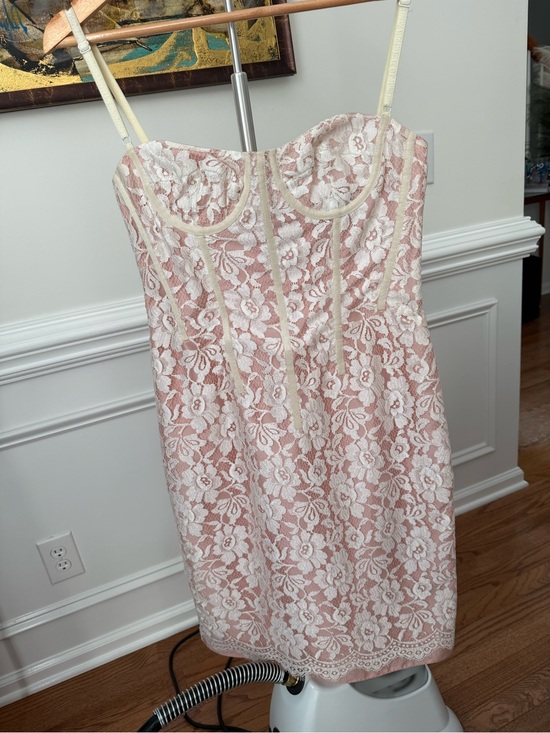 Dolce & Gabbana Dresses & Skirts - Dolce&Gabbana
Floral Lace Midi Dress